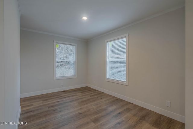 504 Yarnell Ave, Knoxville, TN 37920