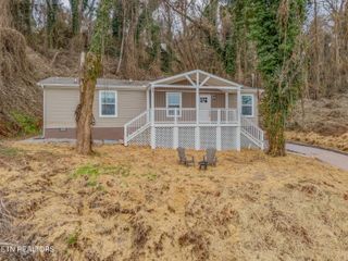 504 Yarnell Ave, Knoxville, TN 37920