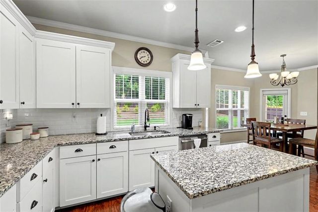 727 Fleeting Way, Monroe, GA 30655