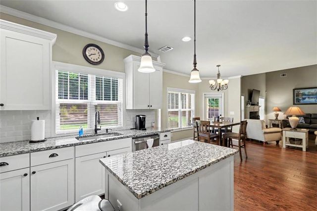 727 Fleeting Way, Monroe, GA 30655