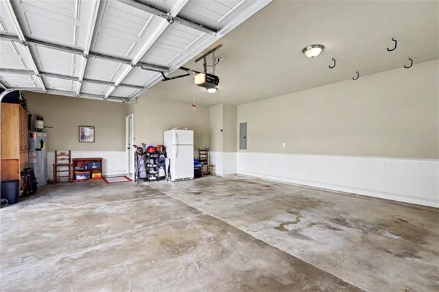 727 Fleeting Way, Monroe, GA 30655