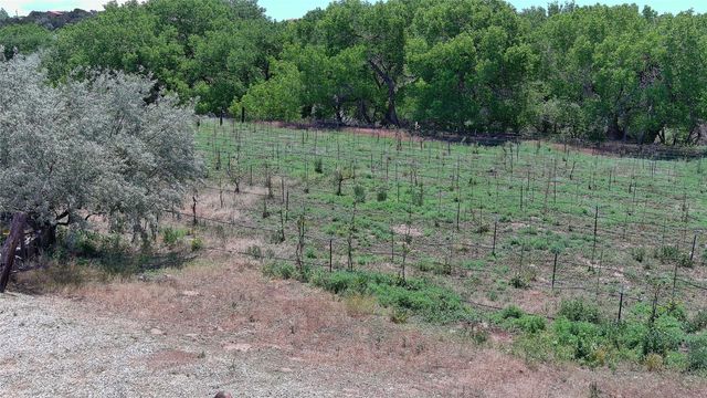 442 Los Pinos Road, Santa Fe, NM 87507