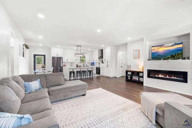 115 Watermelon Lane, Mauk, GA 31058