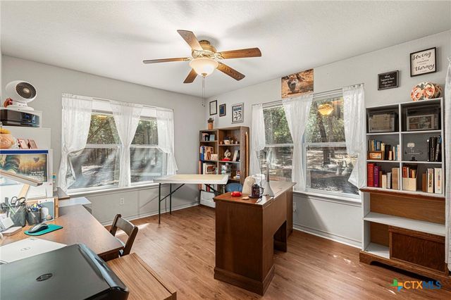220 Clydesdale Drive, Dale, TX 78616