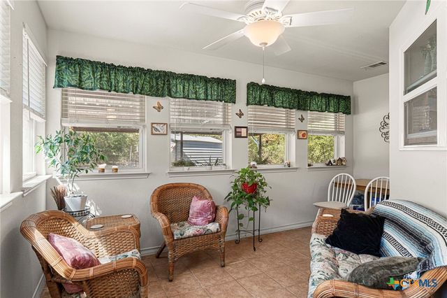 220 Clydesdale Drive, Dale, TX 78616