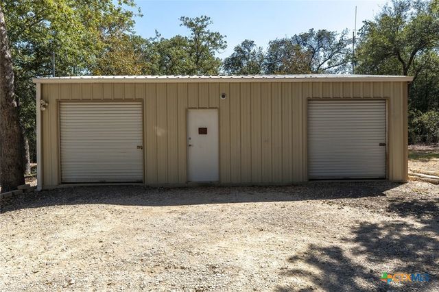 220 Clydesdale Drive, Dale, TX 78616