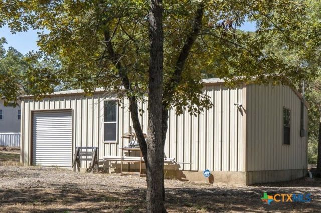 220 Clydesdale Drive, Dale, TX 78616