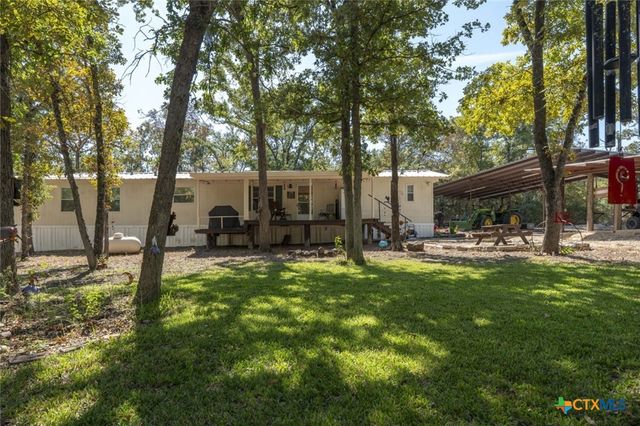 220 Clydesdale Drive, Dale, TX 78616