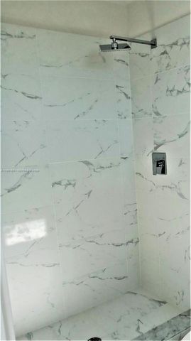 2555 NE 193rd St 2204, Miami, FL 33180