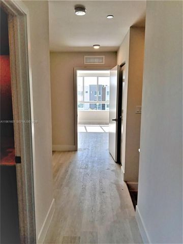 2555 NE 193rd St 2204, Miami, FL 33180