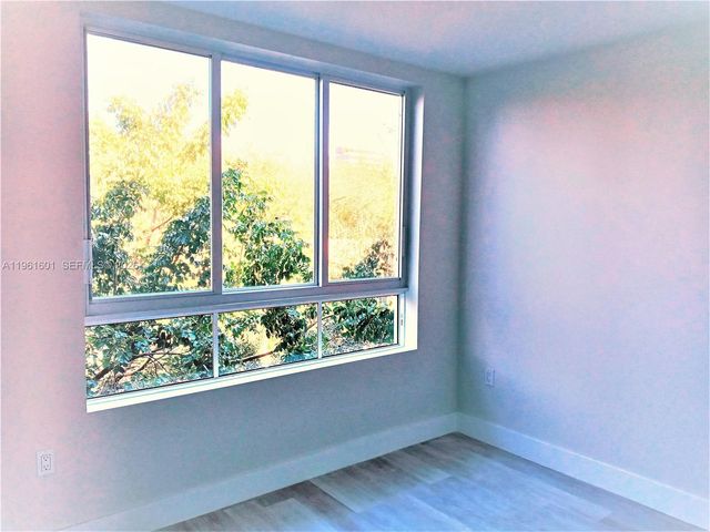 2555 NE 193rd St 2204, Miami, FL 33180