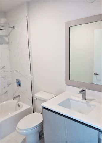 2555 NE 193rd St 2204, Miami, FL 33180