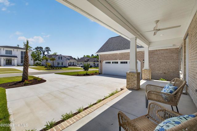 2556 E Timber Crest Drive NE, Leland, NC 28451