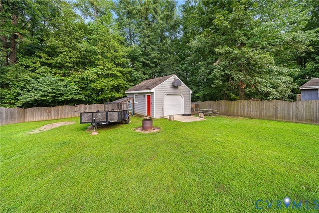3707 Jackie Dr, Dinwiddie, VA 23803