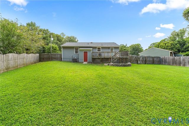 3707 Jackie Dr, Dinwiddie, VA 23803