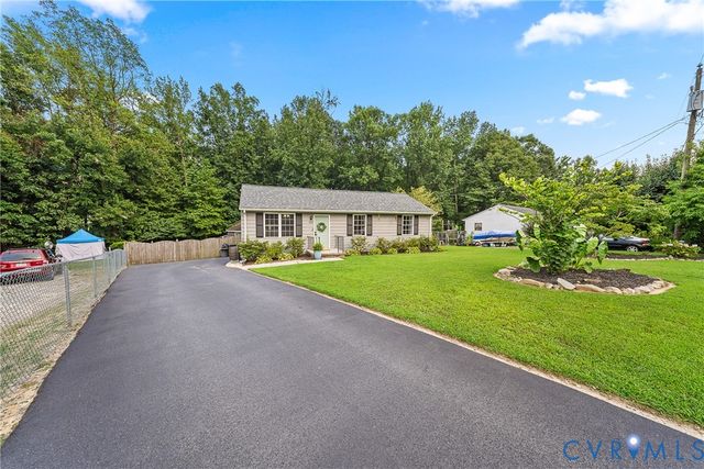 3707 Jackie Dr, Dinwiddie, VA 23803