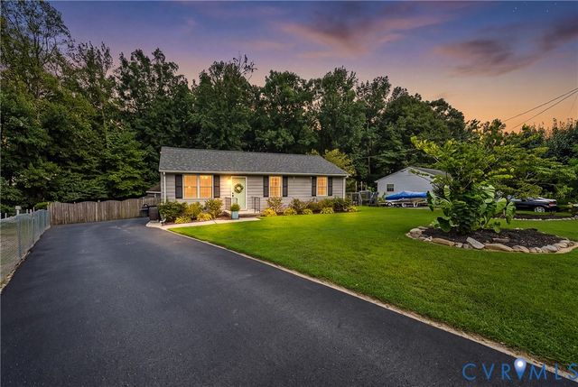 3707 Jackie Dr, Dinwiddie, VA 23803