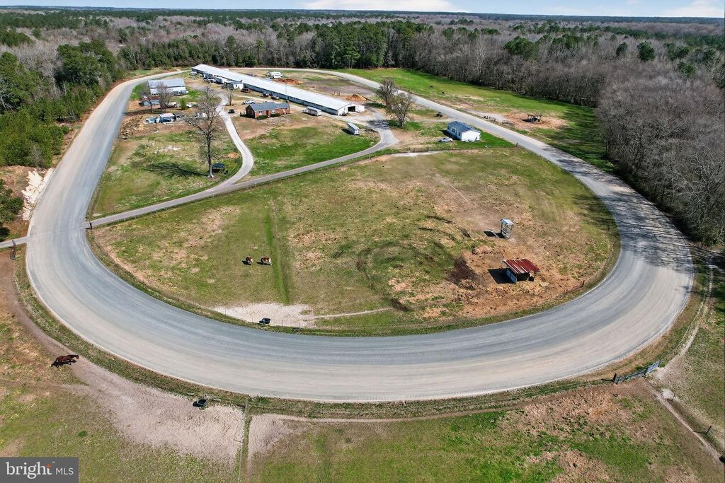 33096 JOHNSON RD, Salisbury, MD 21804