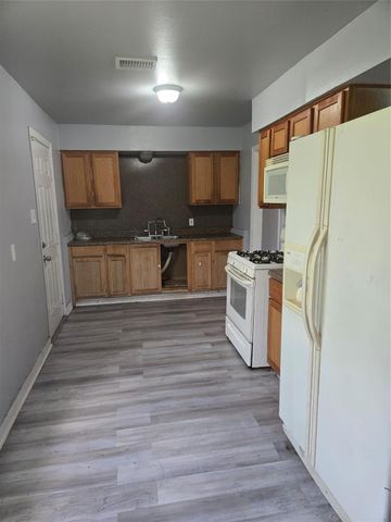 7445 Cabot Street, Houston, TX 77016