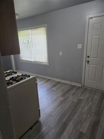 7445 Cabot Street, Houston, TX 77016