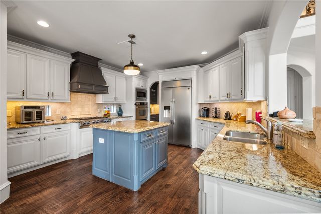 6162 Llano Avenue, Dallas, TX 75214