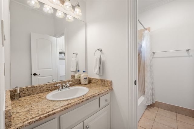 6162 Llano Avenue, Dallas, TX 75214