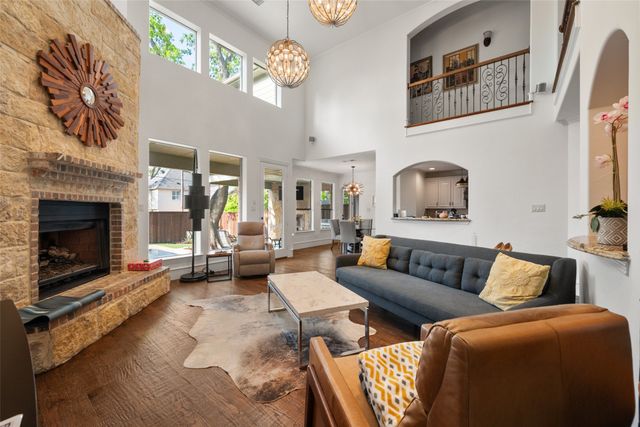 6162 Llano Avenue, Dallas, TX 75214