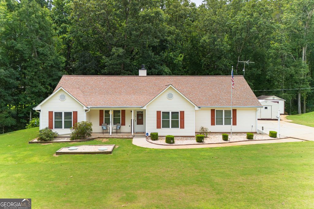 187 Cedar Ridge Road, Locust Grove, GA 30248