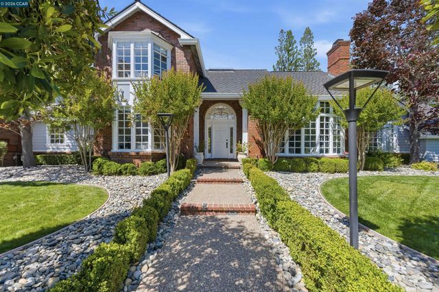 8 Hunters Terrace, Danville, CA 94506