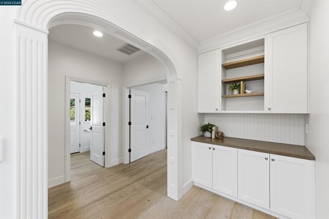 8 Hunters Terrace, Danville, CA 94506
