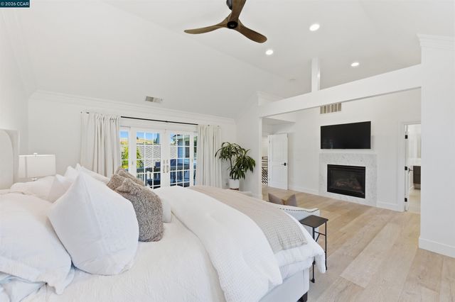 8 Hunters Terrace, Danville, CA 94506