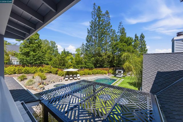 8 Hunters Terrace, Danville, CA 94506