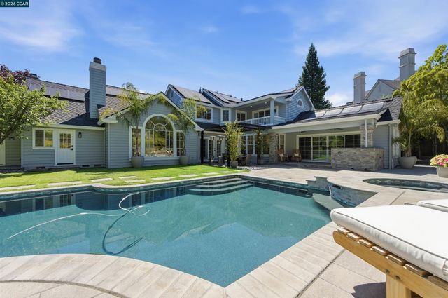 8 Hunters Terrace, Danville, CA 94506
