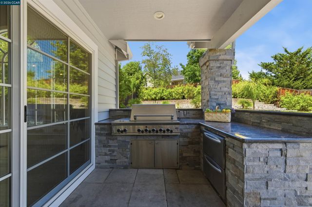 8 Hunters Terrace, Danville, CA 94506