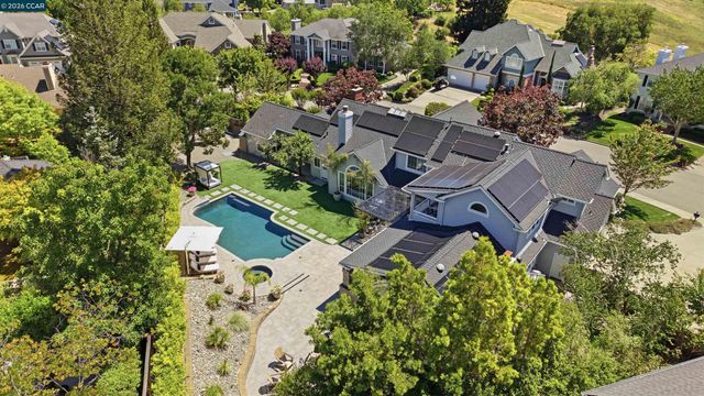 8 Hunters Terrace, Danville, CA 94506