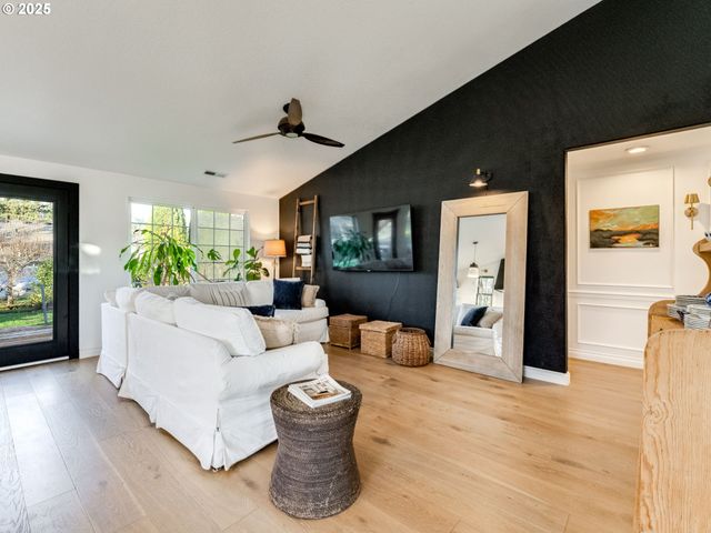 4577 ROLLING MEADOWS Dr, Washougal, WA 98671