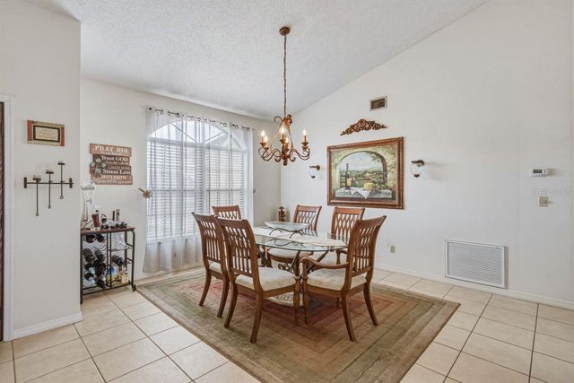 2104 HAYDON COURT, Brandon, FL 33511