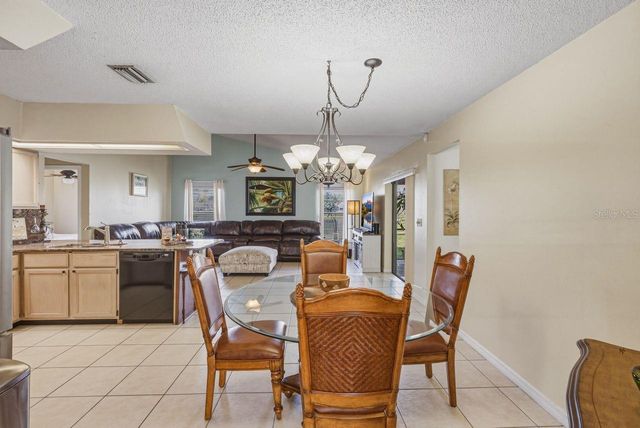 2104 HAYDON COURT, Brandon, FL 33511