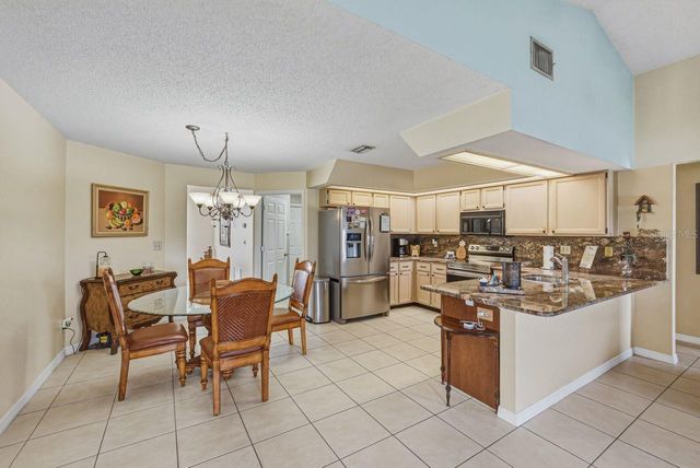 2104 HAYDON COURT, Brandon, FL 33511