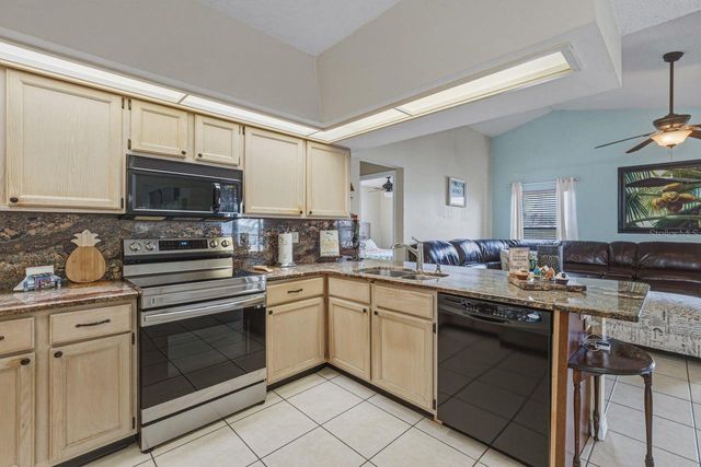 2104 HAYDON COURT, Brandon, FL 33511