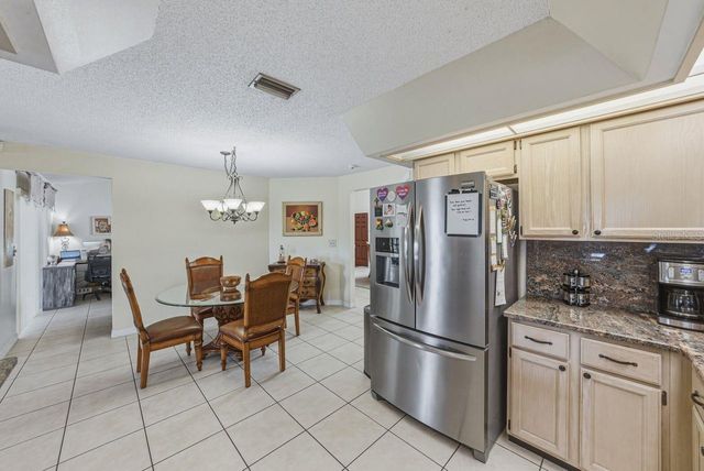 2104 HAYDON COURT, Brandon, FL 33511