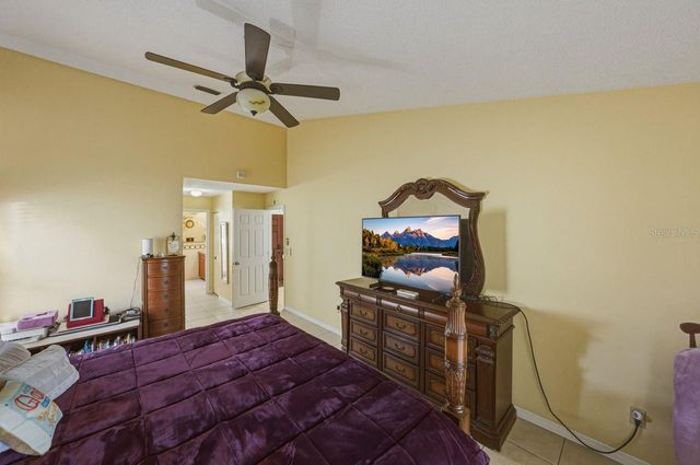 2104 HAYDON COURT, Brandon, FL 33511