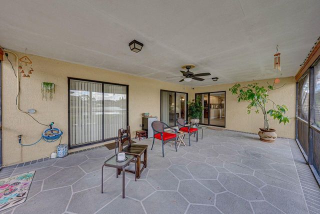 2104 HAYDON COURT, Brandon, FL 33511