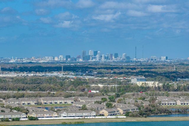 2104 HAYDON COURT, Brandon, FL 33511