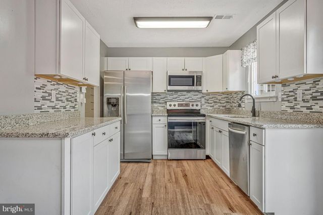 6050 SIRENIA PL, Waldorf, MD 20603