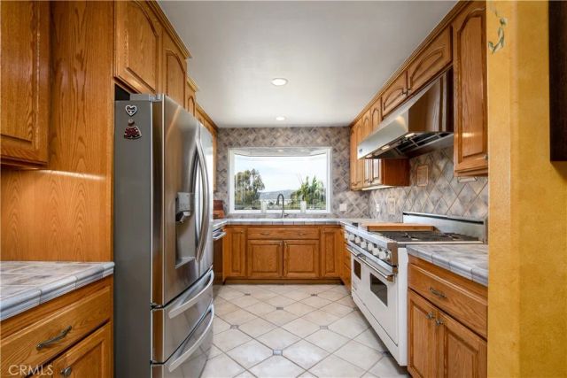 344 Las Riendas, Fullerton, CA 92835