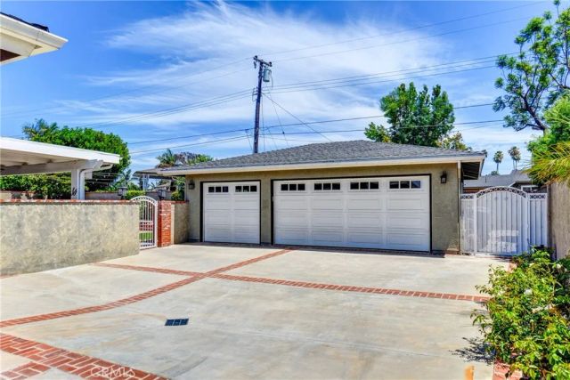 344 Las Riendas, Fullerton, CA 92835