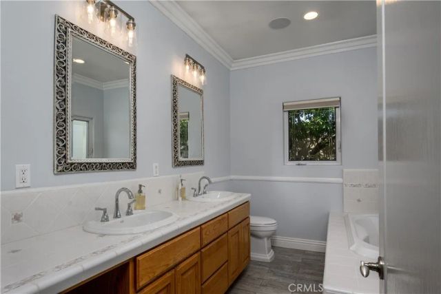 344 Las Riendas, Fullerton, CA 92835