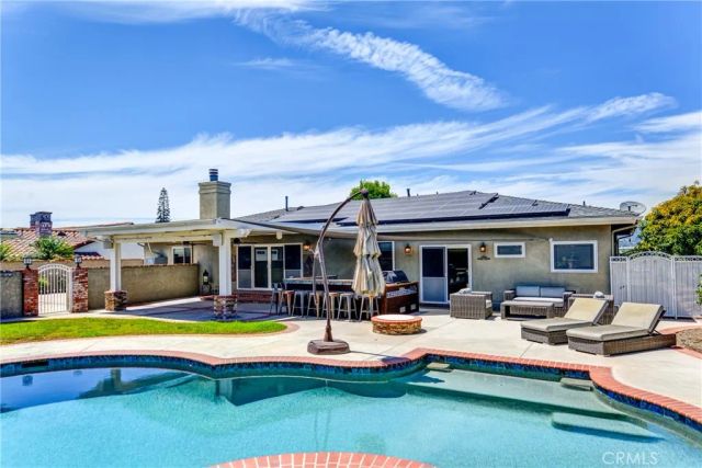 344 Las Riendas, Fullerton, CA 92835