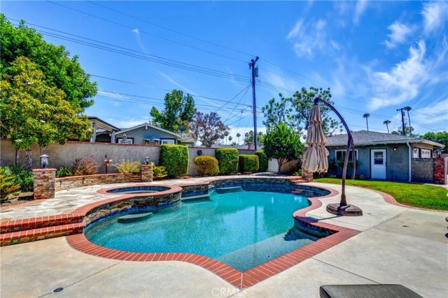 344 Las Riendas, Fullerton, CA 92835